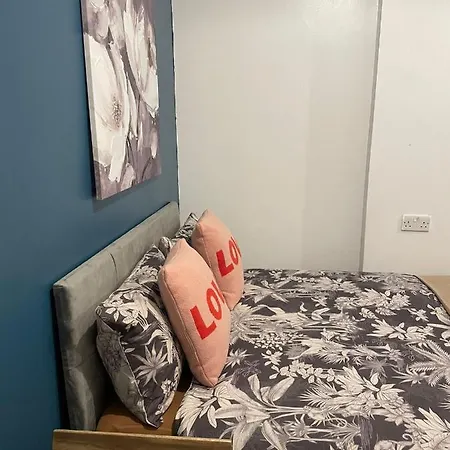 Wonderful Fully-Equipped Studio Near Central London 8 Exterior photo