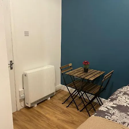 Wonderful Fully-Equipped Studio Near Central London 8 Exterior photo