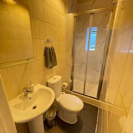 Wonderful Fully-Equipped Studio Near Central London 8 Exterior photo