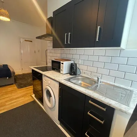Wonderful Fully-Equipped Studio Near Central London 8 Exterior photo