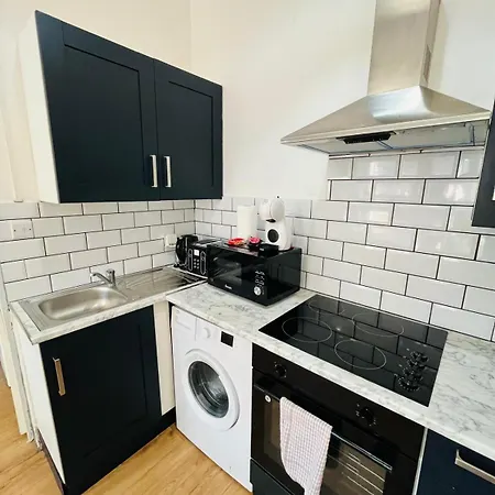 Wonderful Fully-Equipped Studio Near Central London 8 Exterior photo