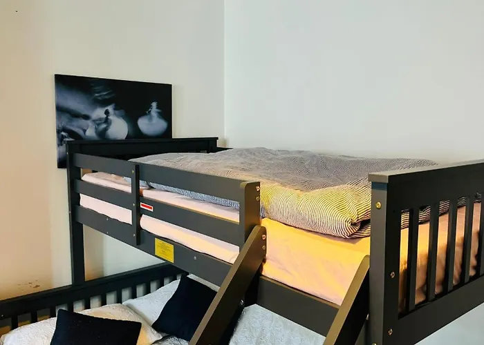 Wonderful Fully-Equipped Studio Near Central London 8