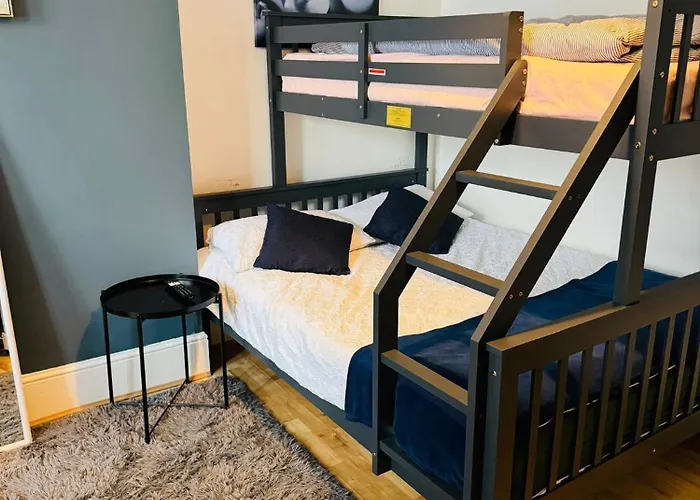 Wonderful Fully-Equipped Studio Near Central London 8
